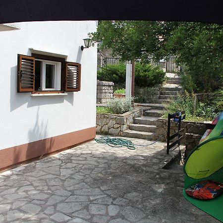 Holiday Home Luznar クレノヴィツァ エクステリア 写真