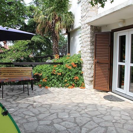 Holiday Home Luznar クレノヴィツァ エクステリア 写真
