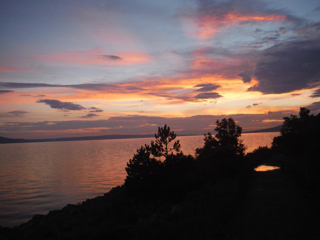 Holiday Home Luznar クレノヴィツァ エクステリア 写真